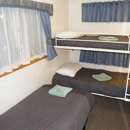 Lake Hamilton Motor Village And Caravan Park Ruang foto