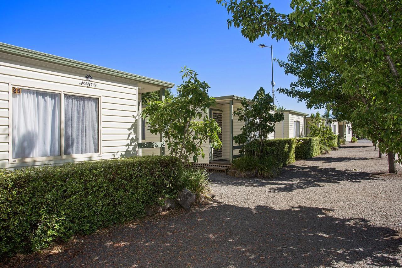 Lake Hamilton Motor Village And Caravan Park Bagian luar foto
