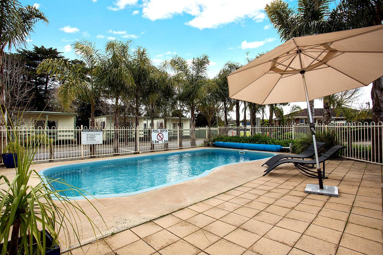 Lake Hamilton Motor Village And Caravan Park Bagian luar foto