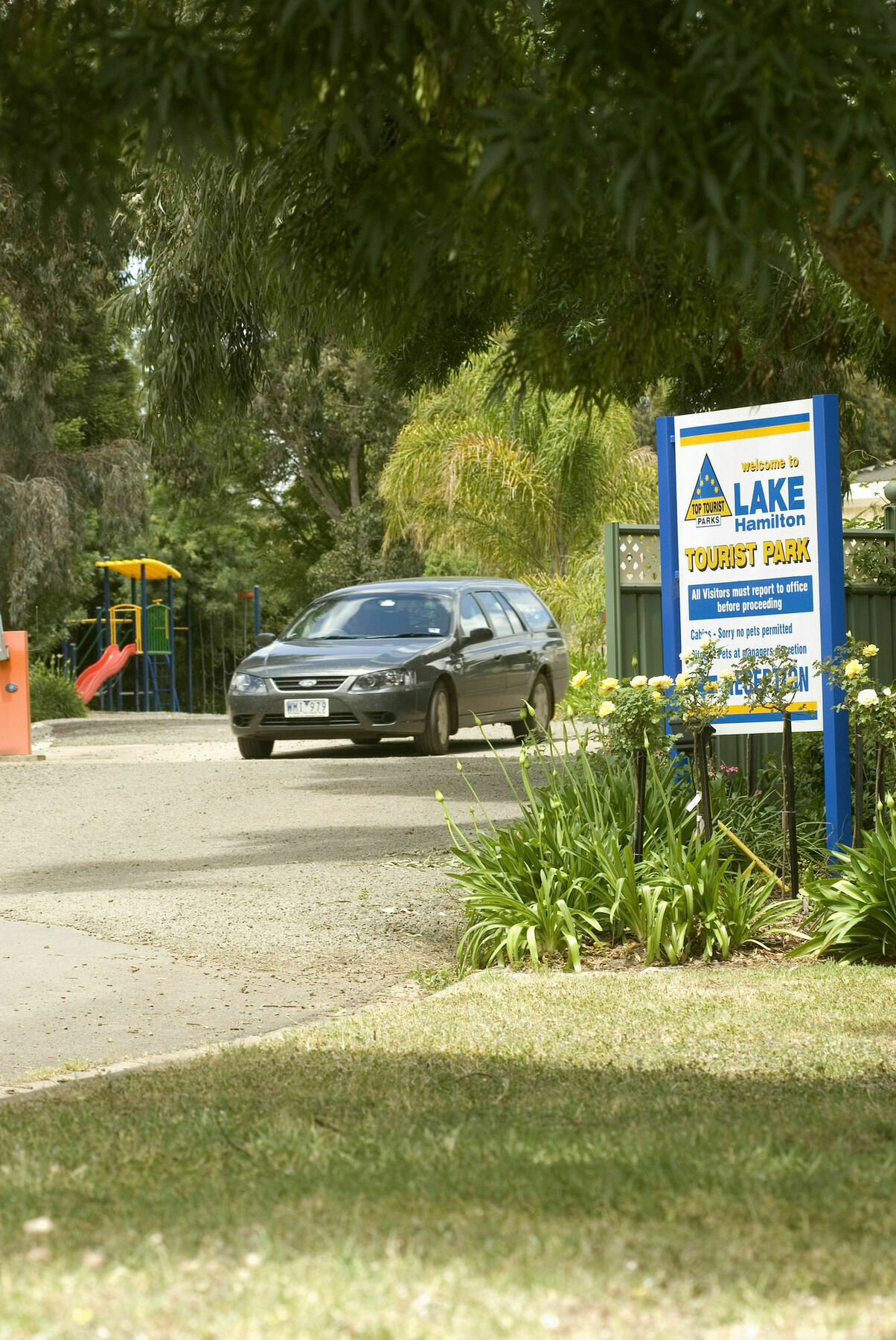 Lake Hamilton Motor Village And Caravan Park Bagian luar foto