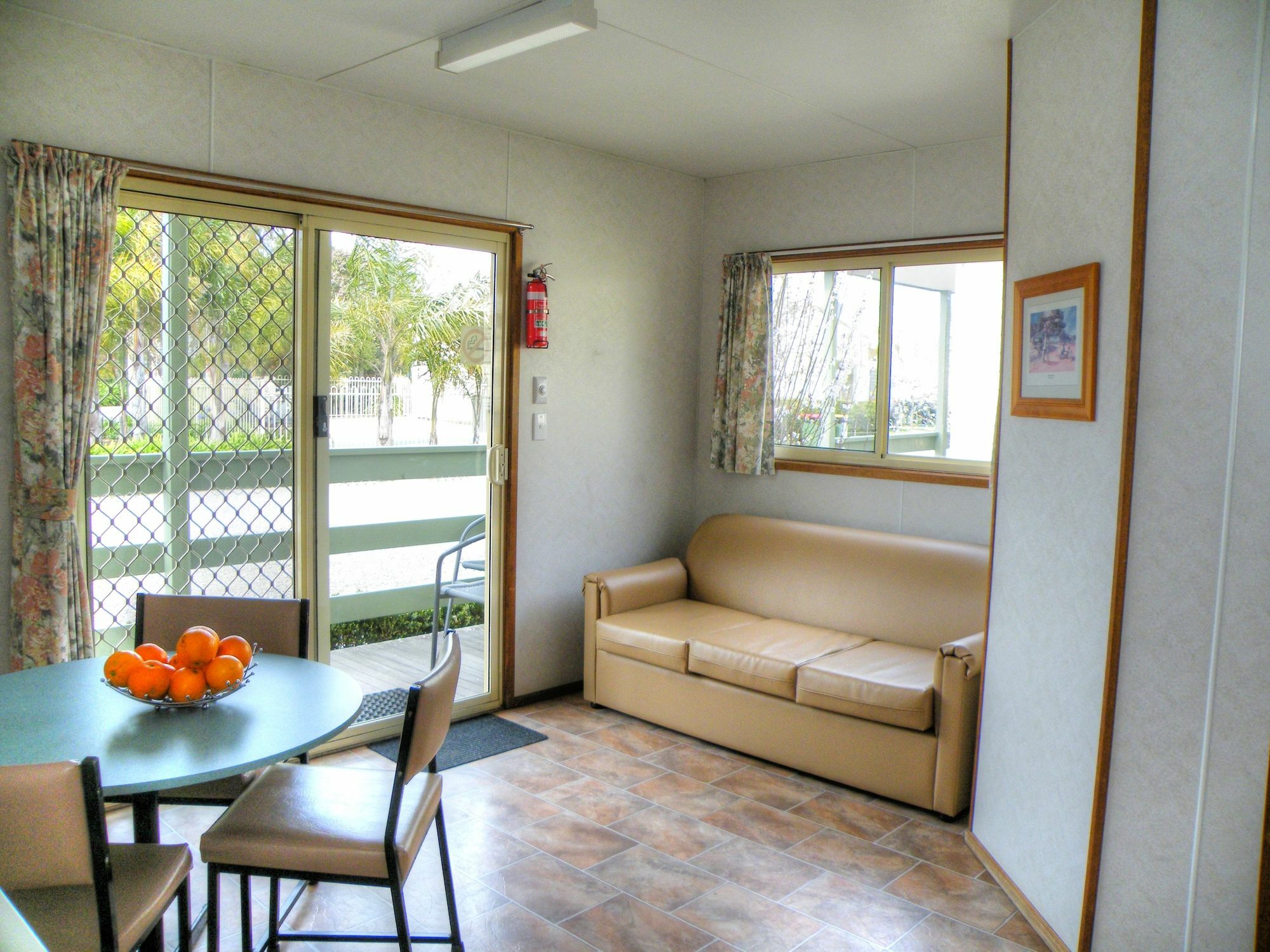 Lake Hamilton Motor Village And Caravan Park Bagian luar foto